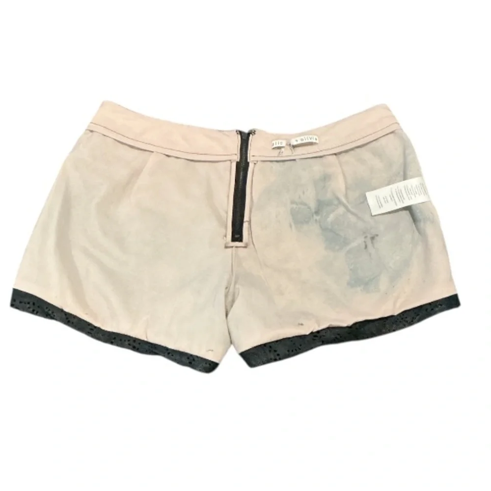 Authentic Alice + Olivia genuine black leather laser print designer shorts sz S